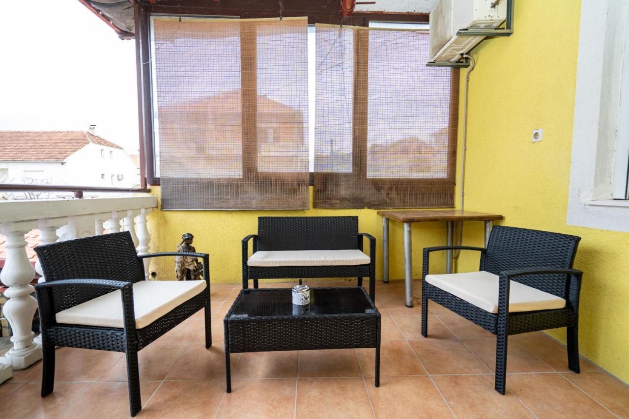Apartman Jozic Knin Exterior photo