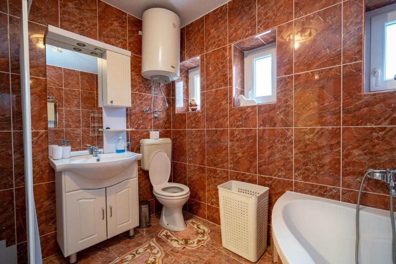 Apartman Jozic Knin Exterior photo